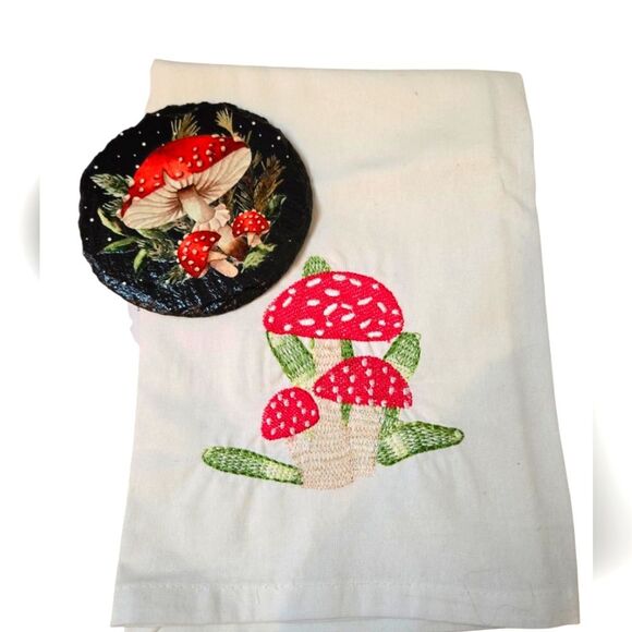 Mushroom Embroidered Towel and Decorative Plate New With Tags - Picture 1 of 10